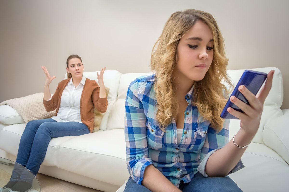 8 Ways parents can improve their relationship with their teenagers
